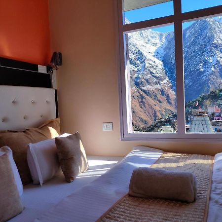 Uday Palace Joshimath Otel Dış mekan fotoğraf