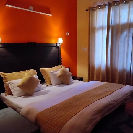 Uday Palace Joshimath Otel Dış mekan fotoğraf