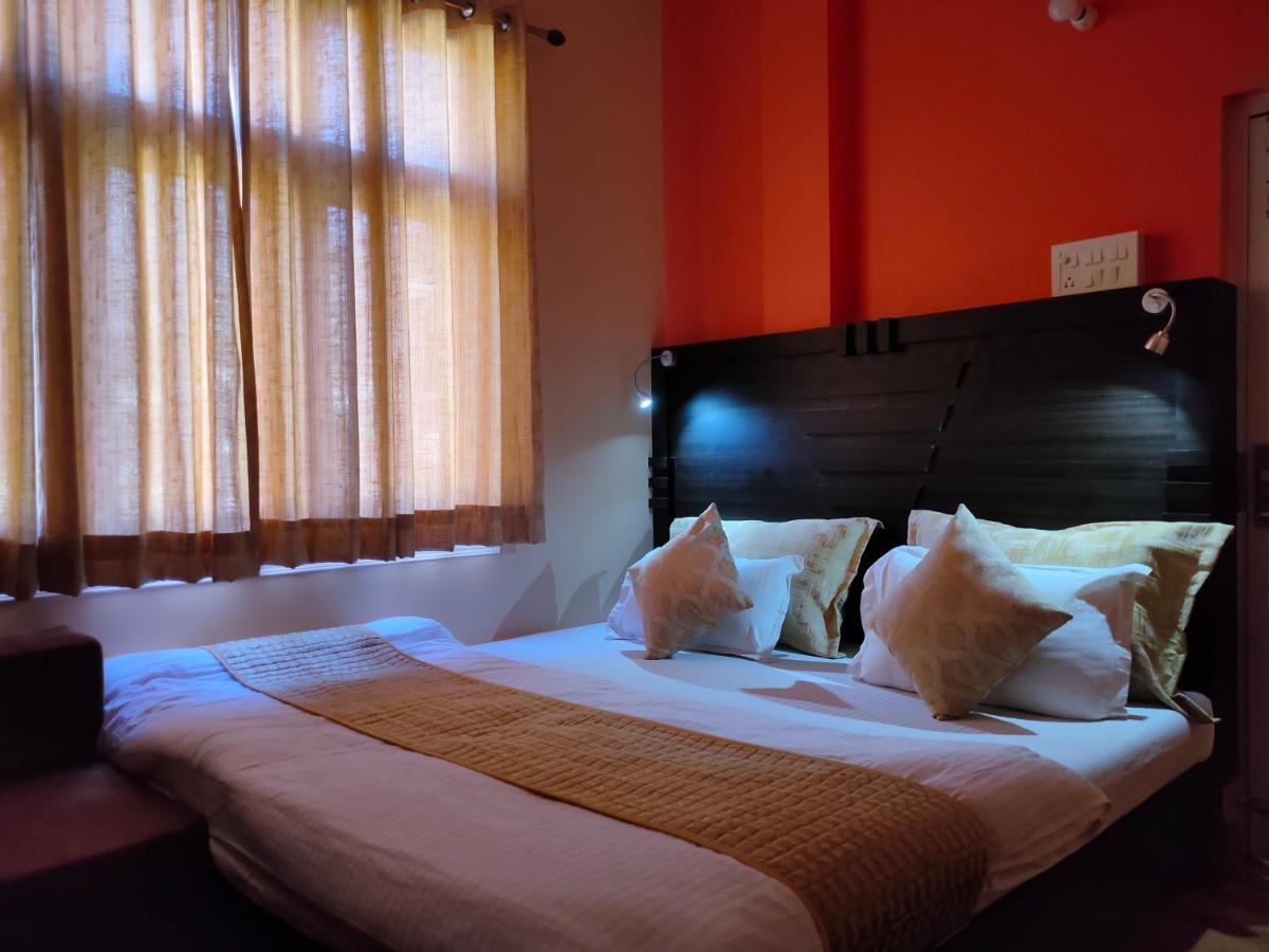 Uday Palace Joshimath Otel Dış mekan fotoğraf