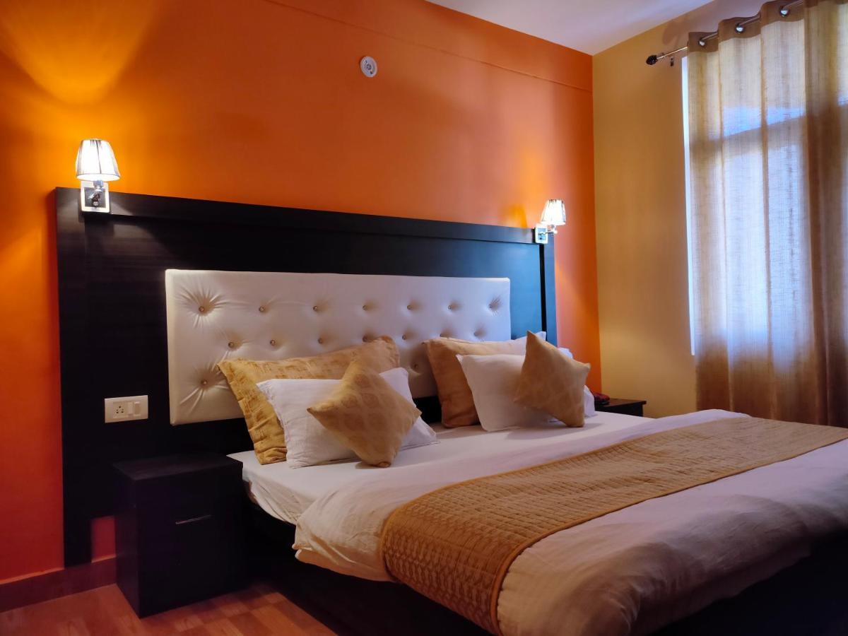 Uday Palace Joshimath Otel Dış mekan fotoğraf